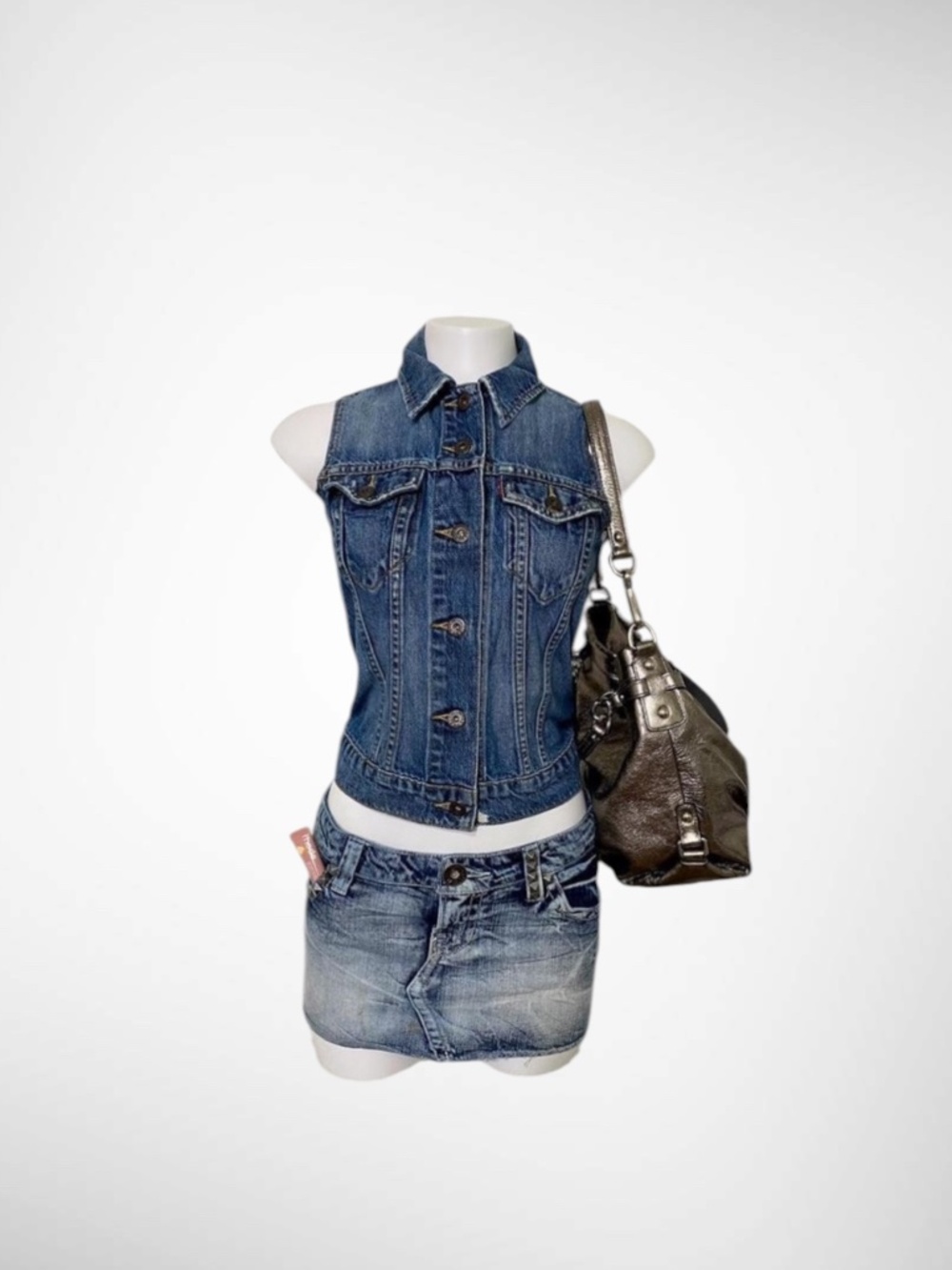 90s Levi’s Fitted Button Up Denim Vest